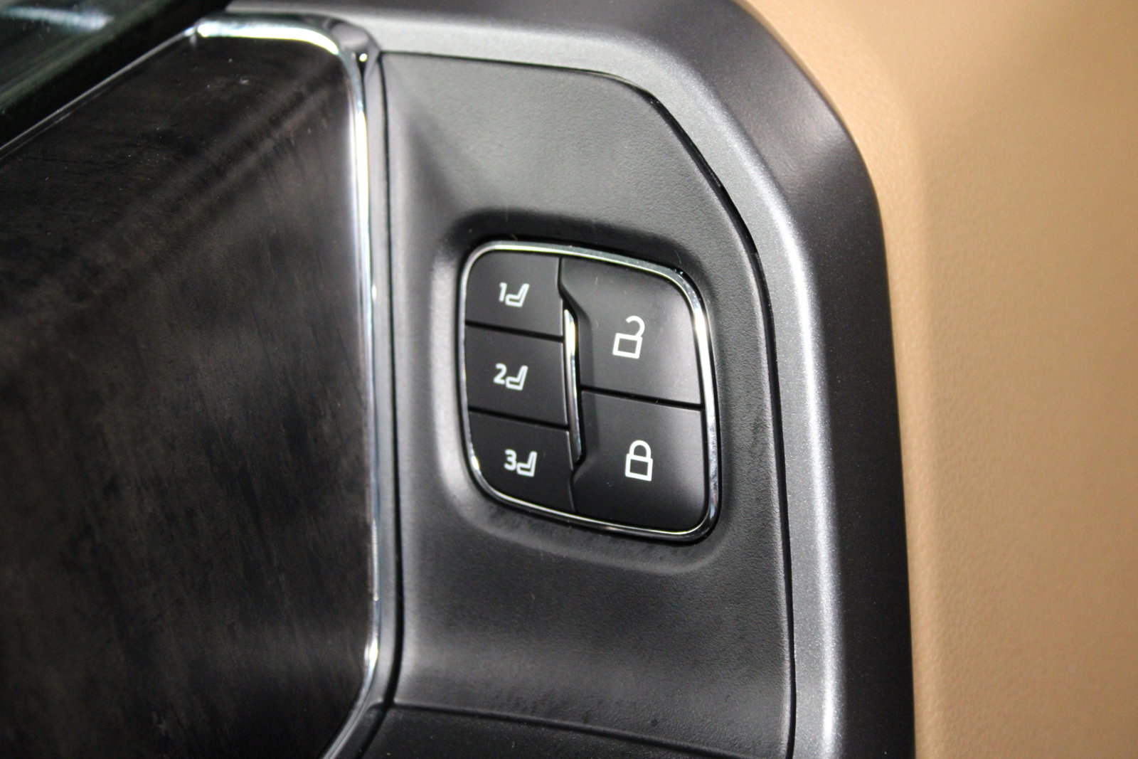 New 2025 Ford F350 Lariat w/ Lariat Ultimate Package image 7