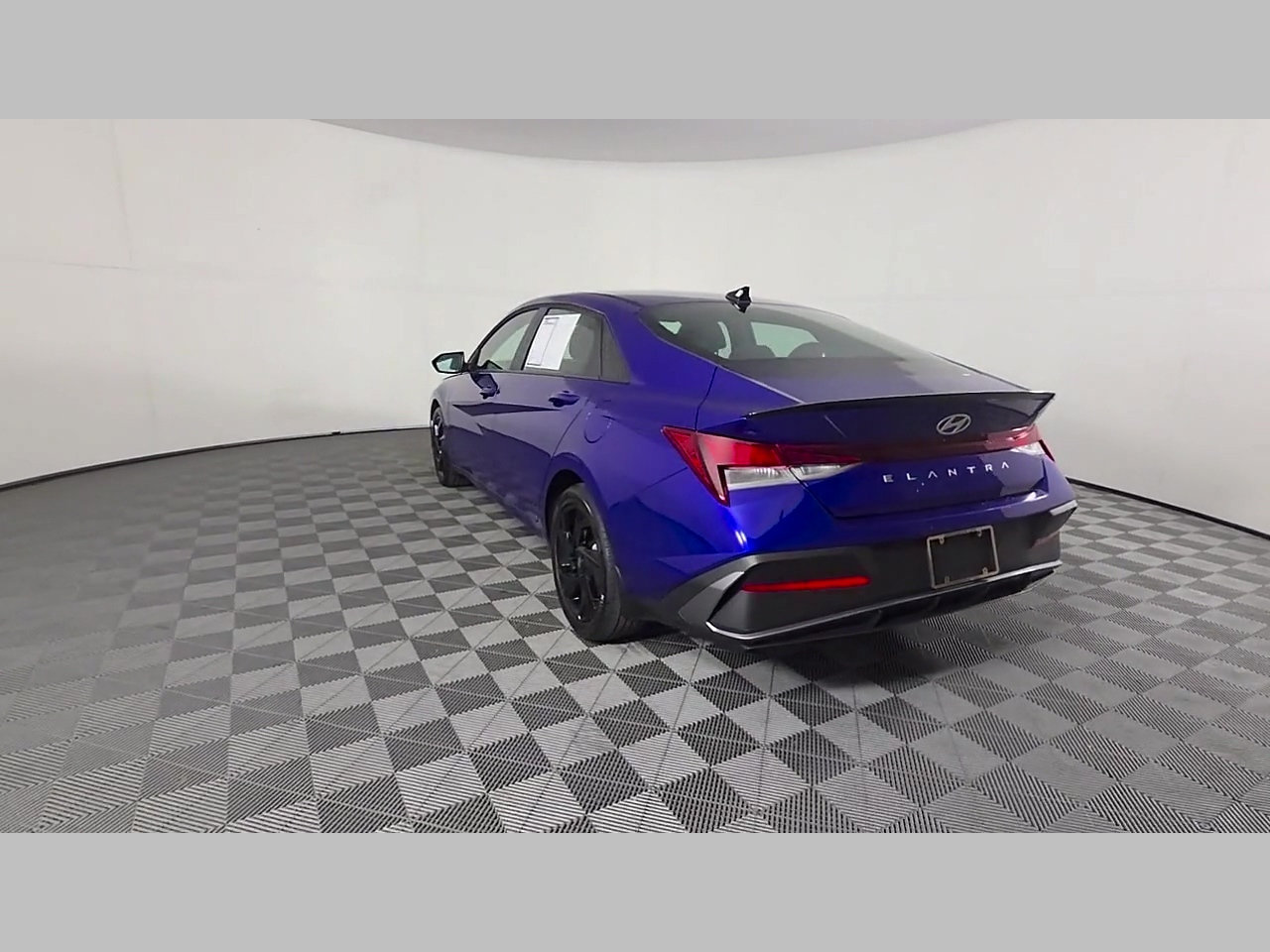 Used 2026 Hyundai Elantra Sport FWD image 41