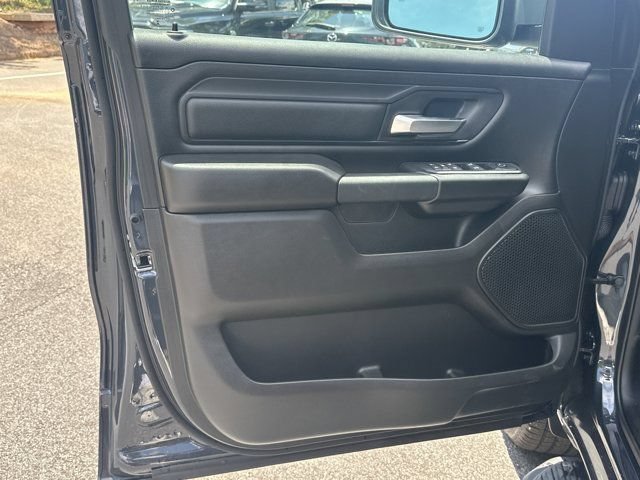 New 2026 RAM 1500 Express AWD/4WD image 10