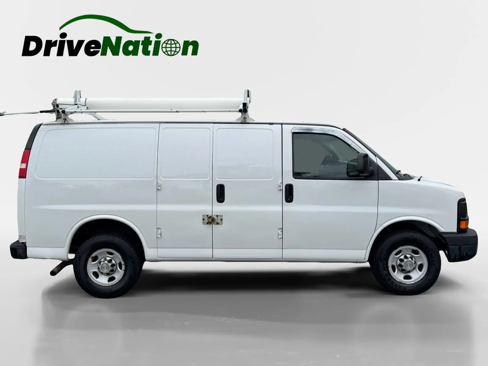 Used 2012 Chevrolet Express 2500 RWD image 4