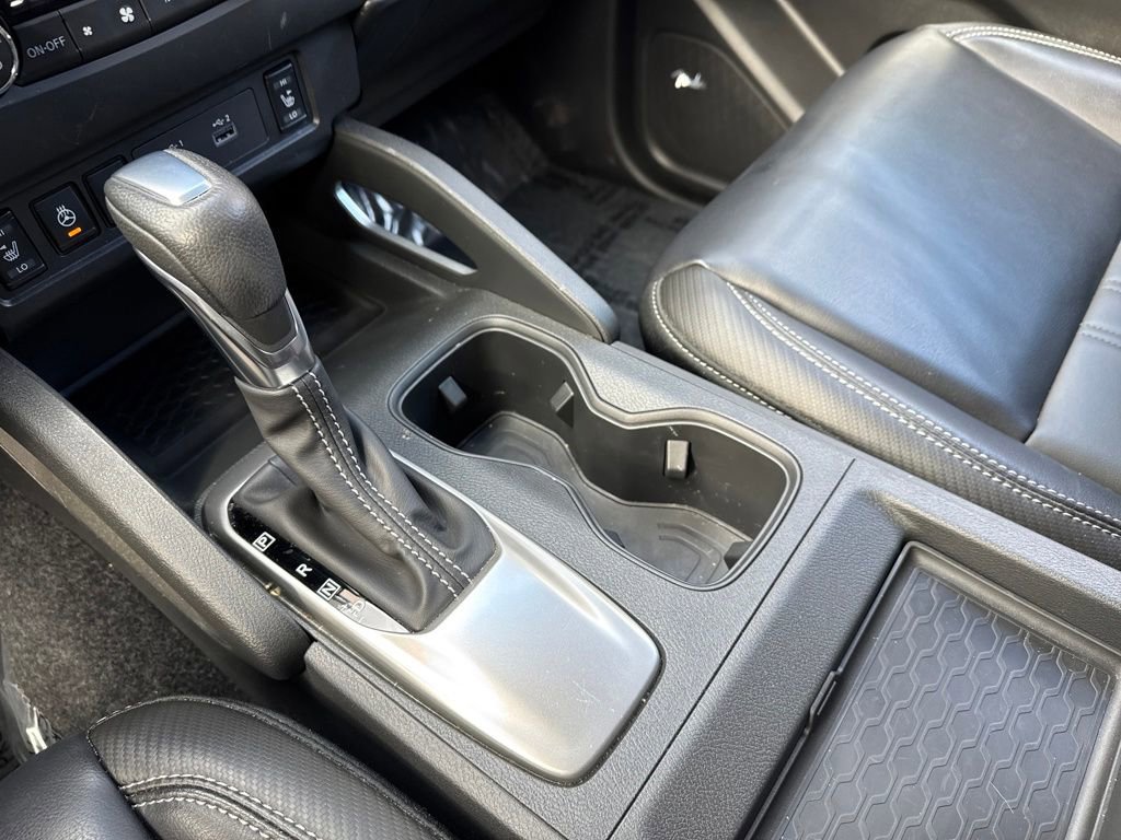 Used 2024 Nissan Frontier SL w/ Technology Package image 32