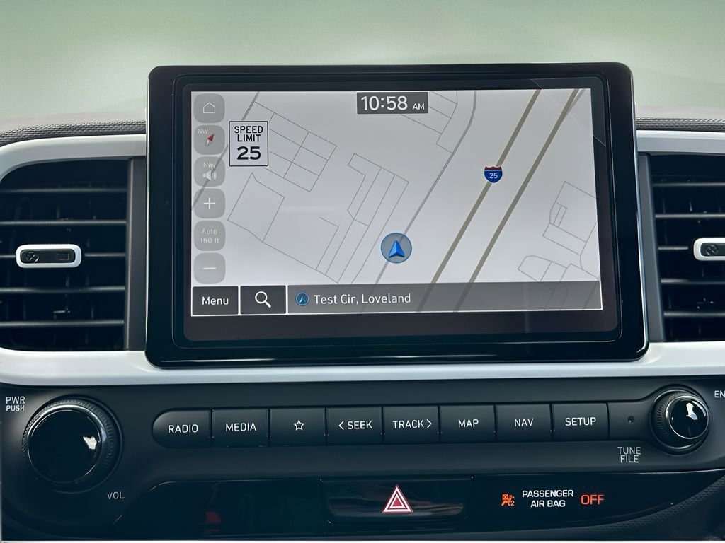 Used 2024 Hyundai Venue Limited image 16