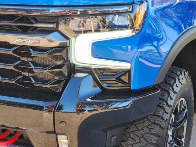 Used 2025 Chevrolet Silverado 1500 ZR2 w/ Technology Package image 17