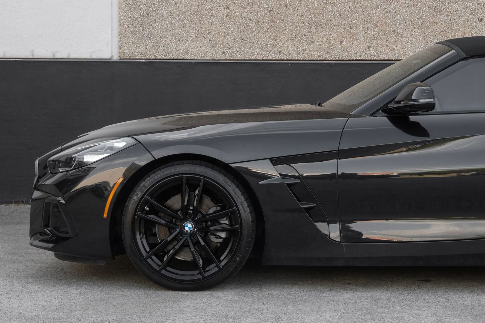 Used 2024 BMW Z4 sDrive30i w/ Convenience Package RWD image 11