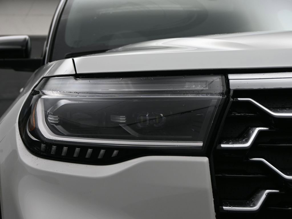 New 2026 Ford Explorer Platinum w/ LUX Leather Package image 13