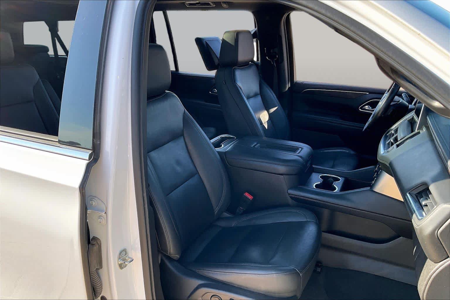 Used 2021 Chevrolet Suburban LT w/ Rear Media and Nav Package AWD/4WD image 10