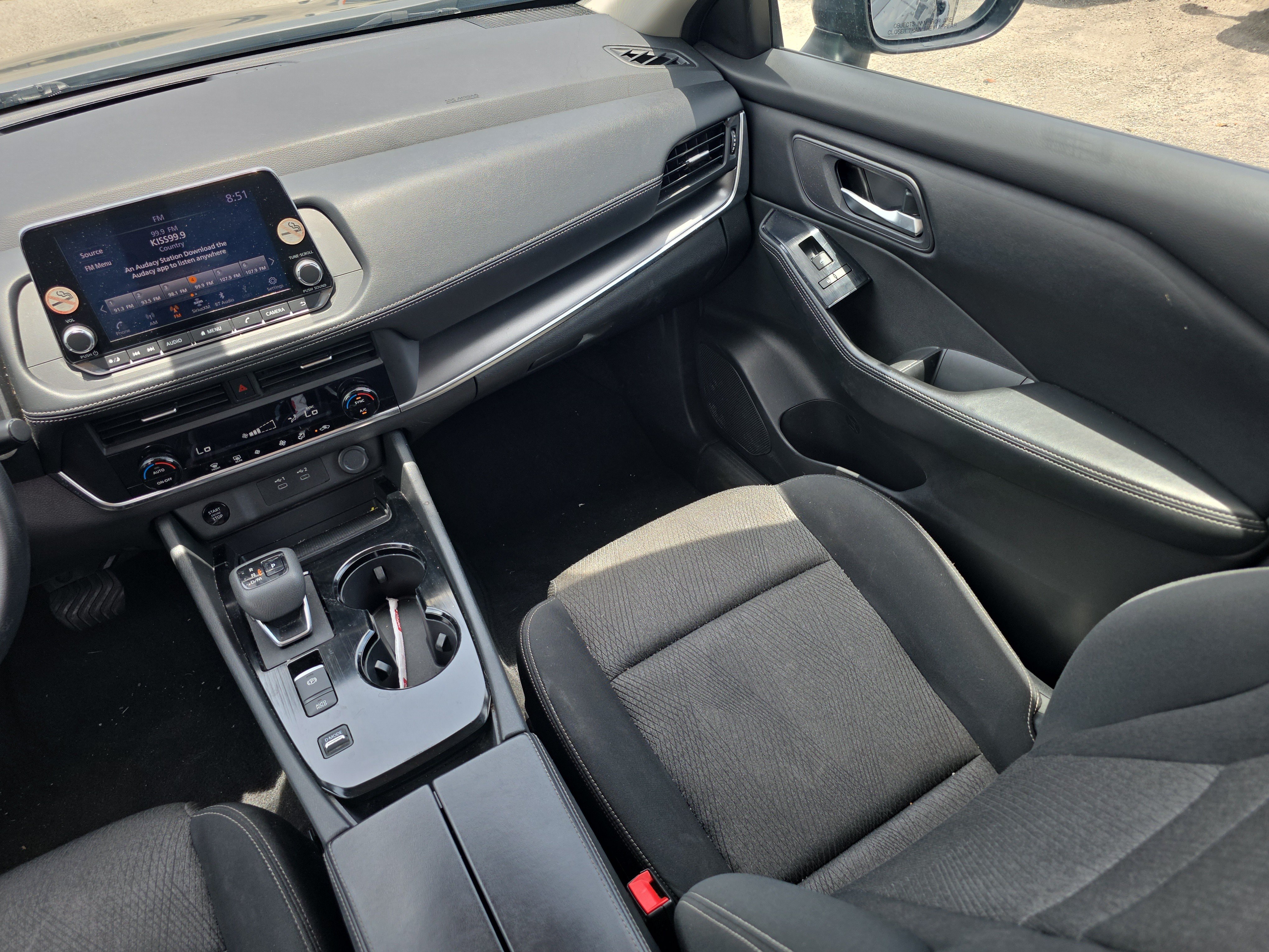 Used 2024 Nissan Rogue SV FWD image 20