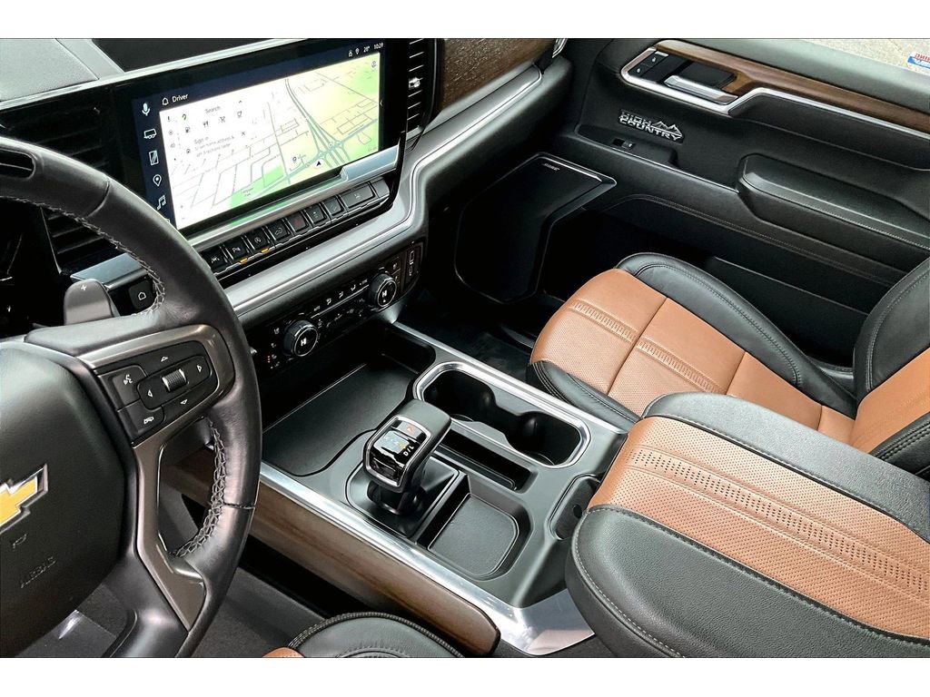 Used 2025 Chevrolet Silverado 1500 High Country w/ Technology Package image 19