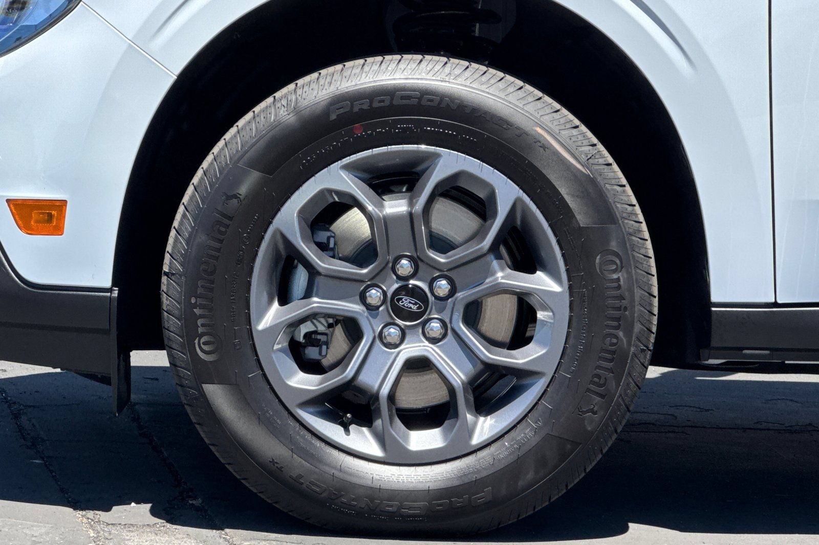 New 2026 Ford Maverick XLT w/ XLT Luxury Package FWD image 29