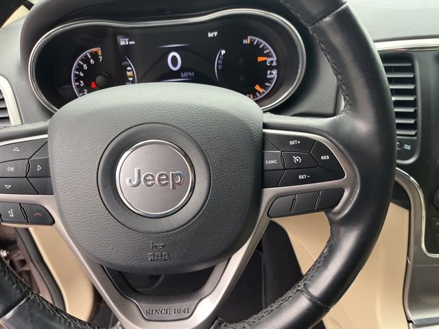 Used 2021 Jeep Grand Cherokee Laredo image 19