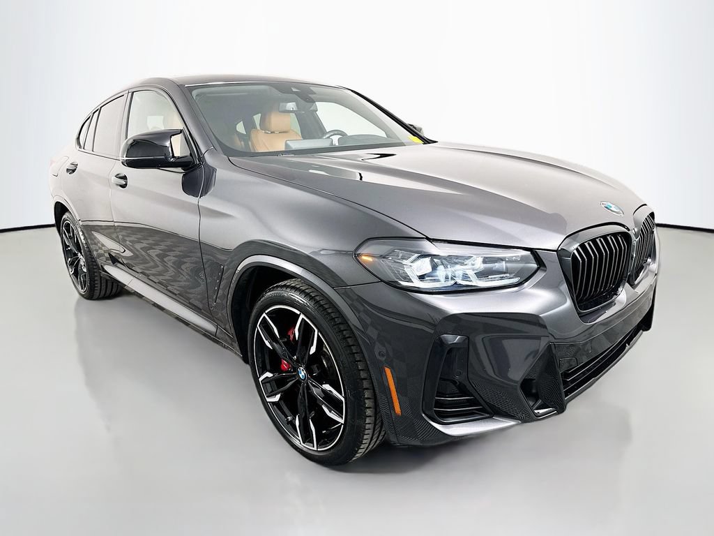 Certified 2023 BMW X4 M40i w/ Premium Package AWD/4WD image 3