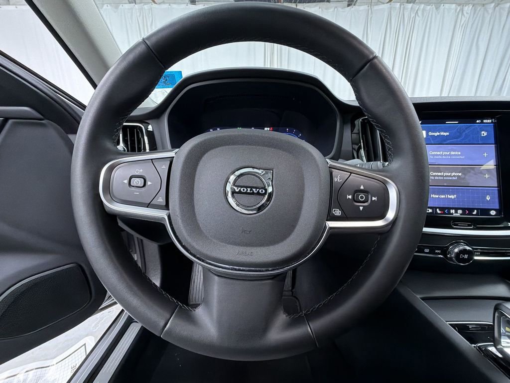 Used 2025 Volvo S60 B5 Core image 18