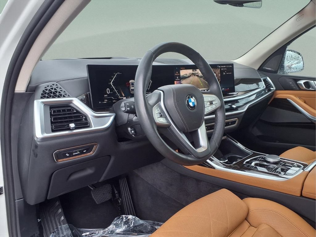 Used 2026 BMW X7 xDrive40i AWD/4WD image 12