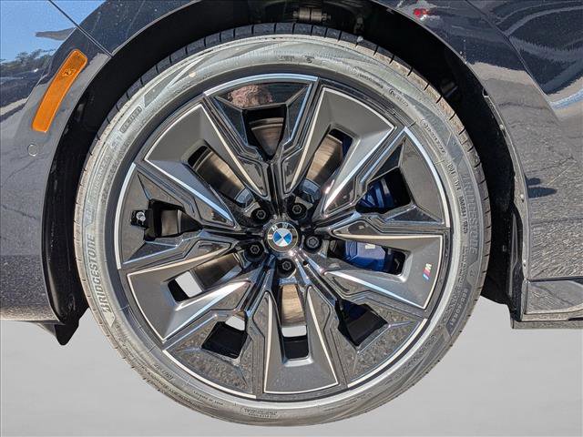 New 2026 BMW i7 xDrive60 w/ Executive Package AWD/4WD image 10