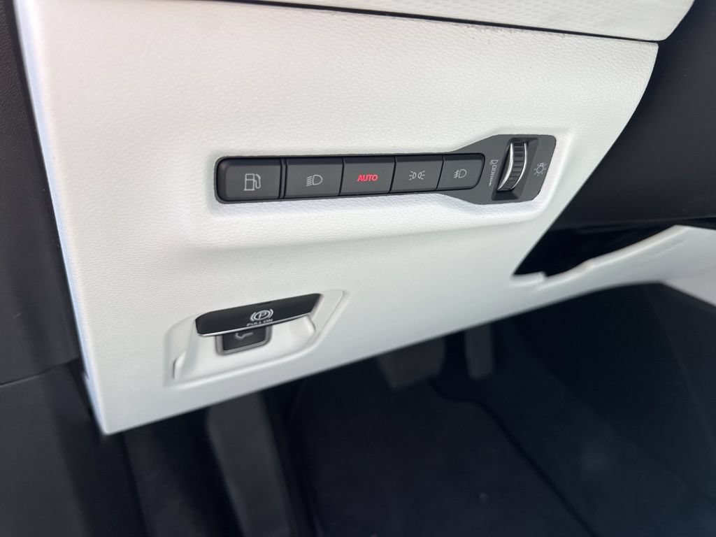 New 2026 Jeep Cherokee Limited AWD/4WD image 11