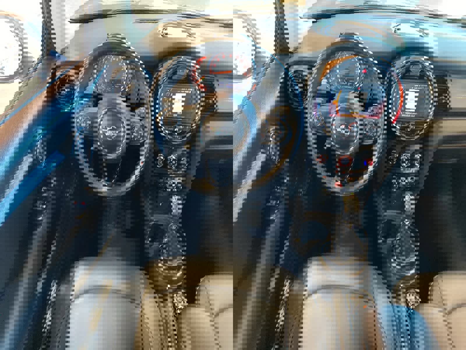 Used 2019 MINI Cooper 2-Door Hardtop image 15