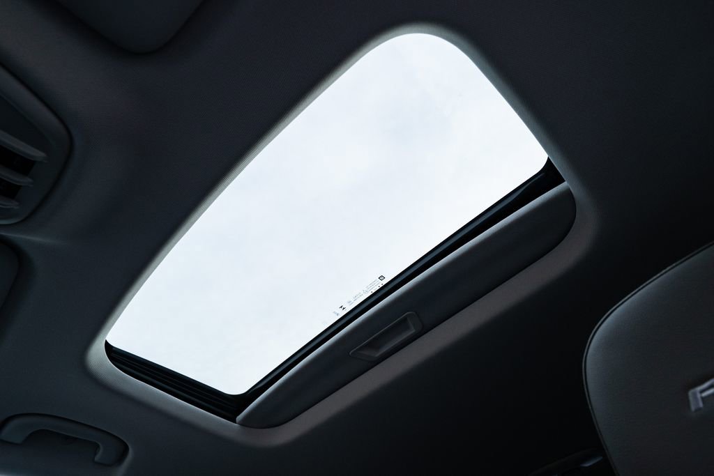 New 2026 Chevrolet Trax ACTIV w/ Sunroof Package image 23