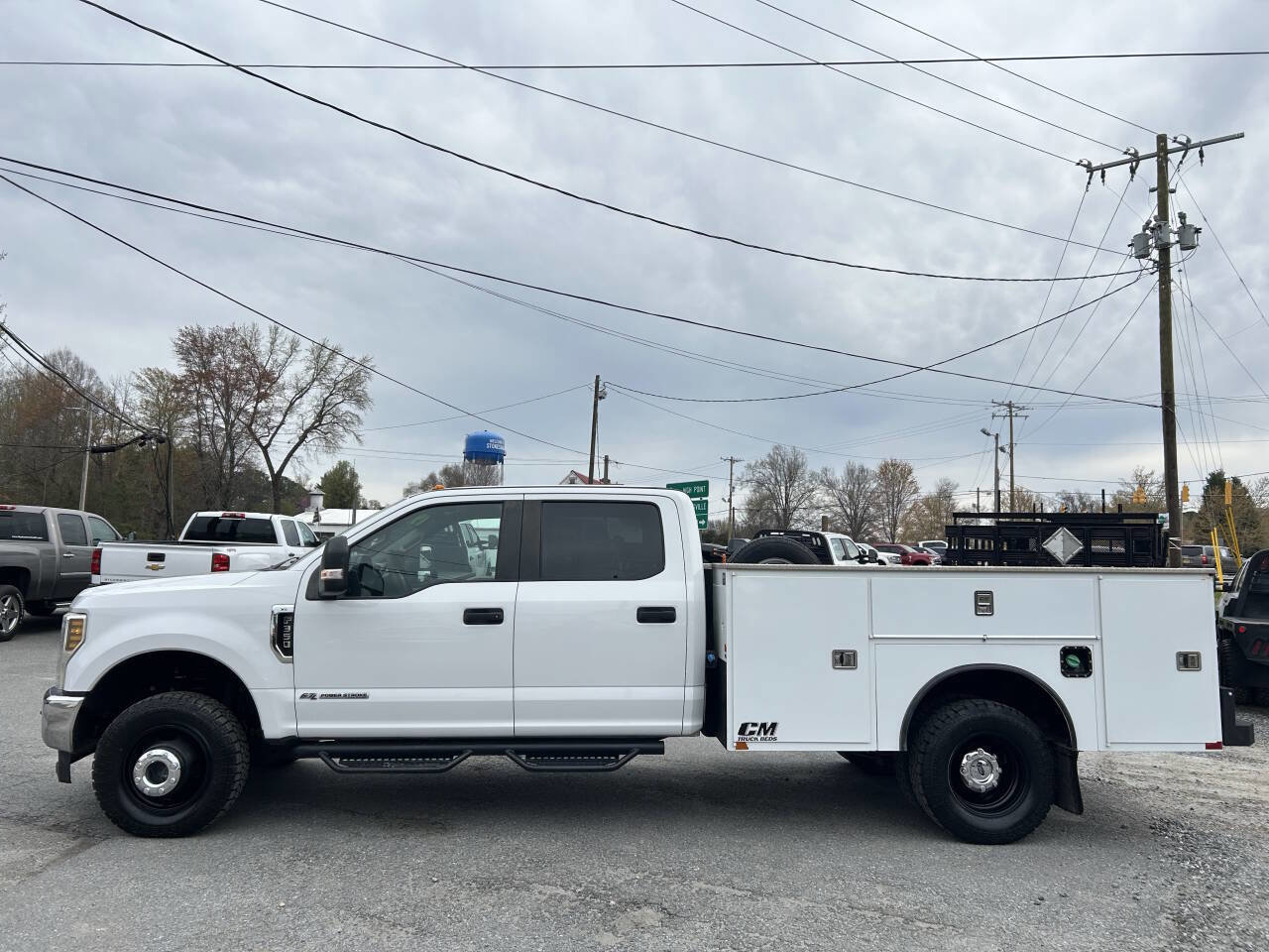 Used 2019 Ford F350 XL w/ Power Equipment Group image 10