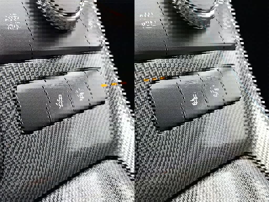 Used 2023 Hyundai Santa Fe XRT w/ Cargo Package image 19