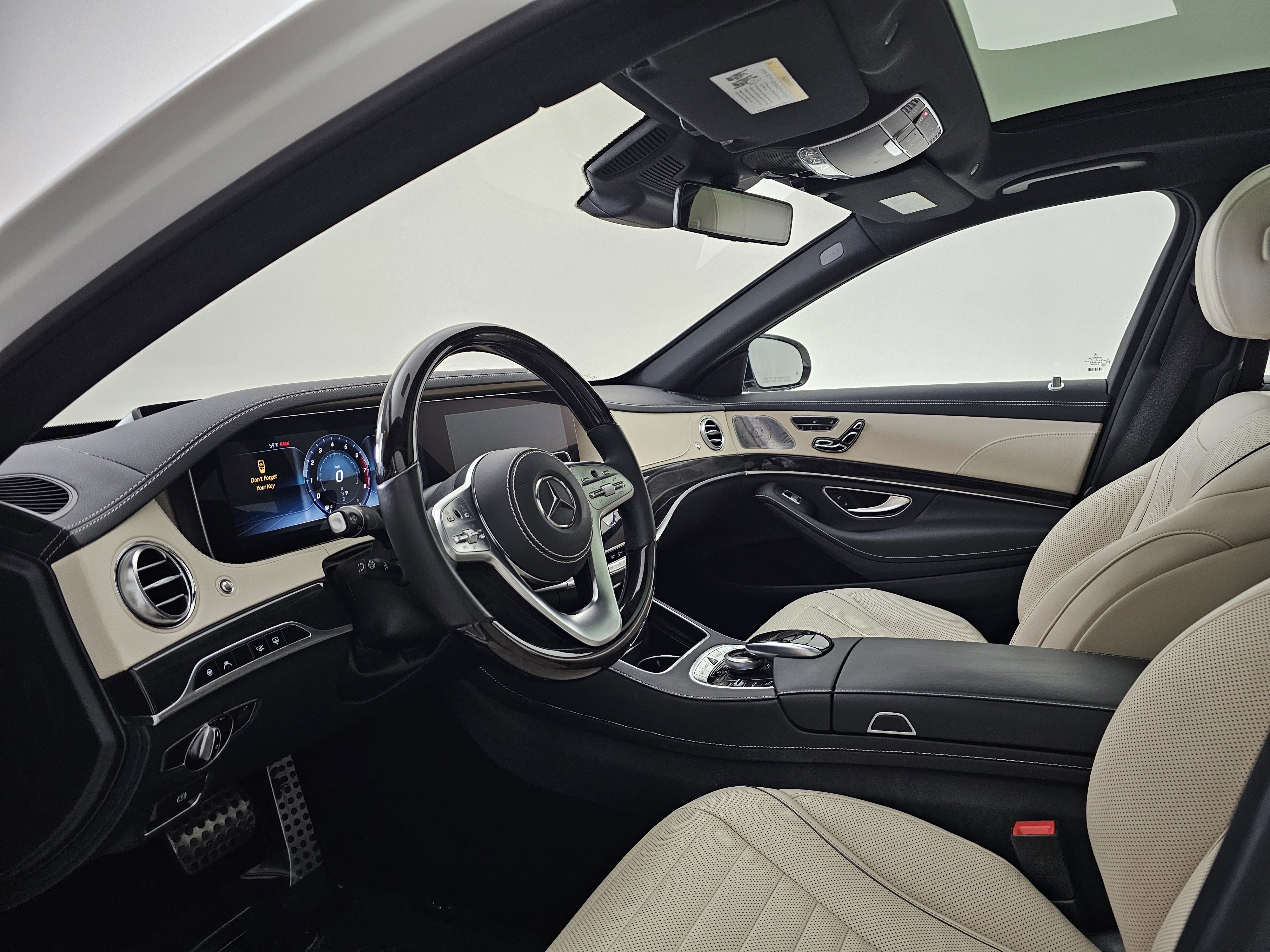 Used 2019 Mercedes-Benz S 560 Sedan image 7