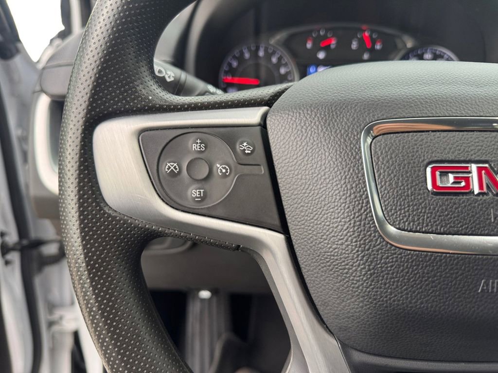 Used 2023 GMC Terrain SLE FWD image 22