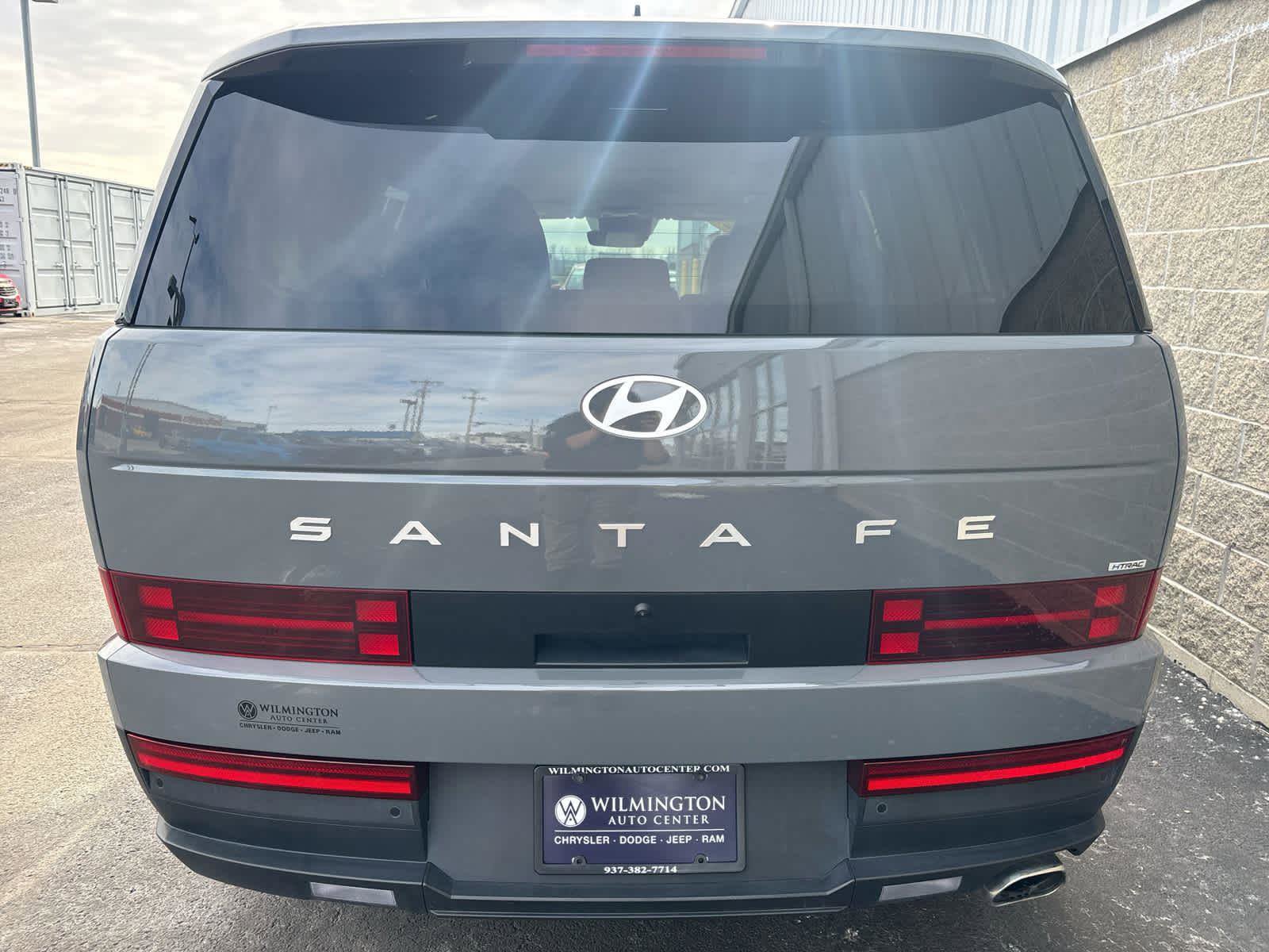 Used 2025 Hyundai Santa Fe SE image 7