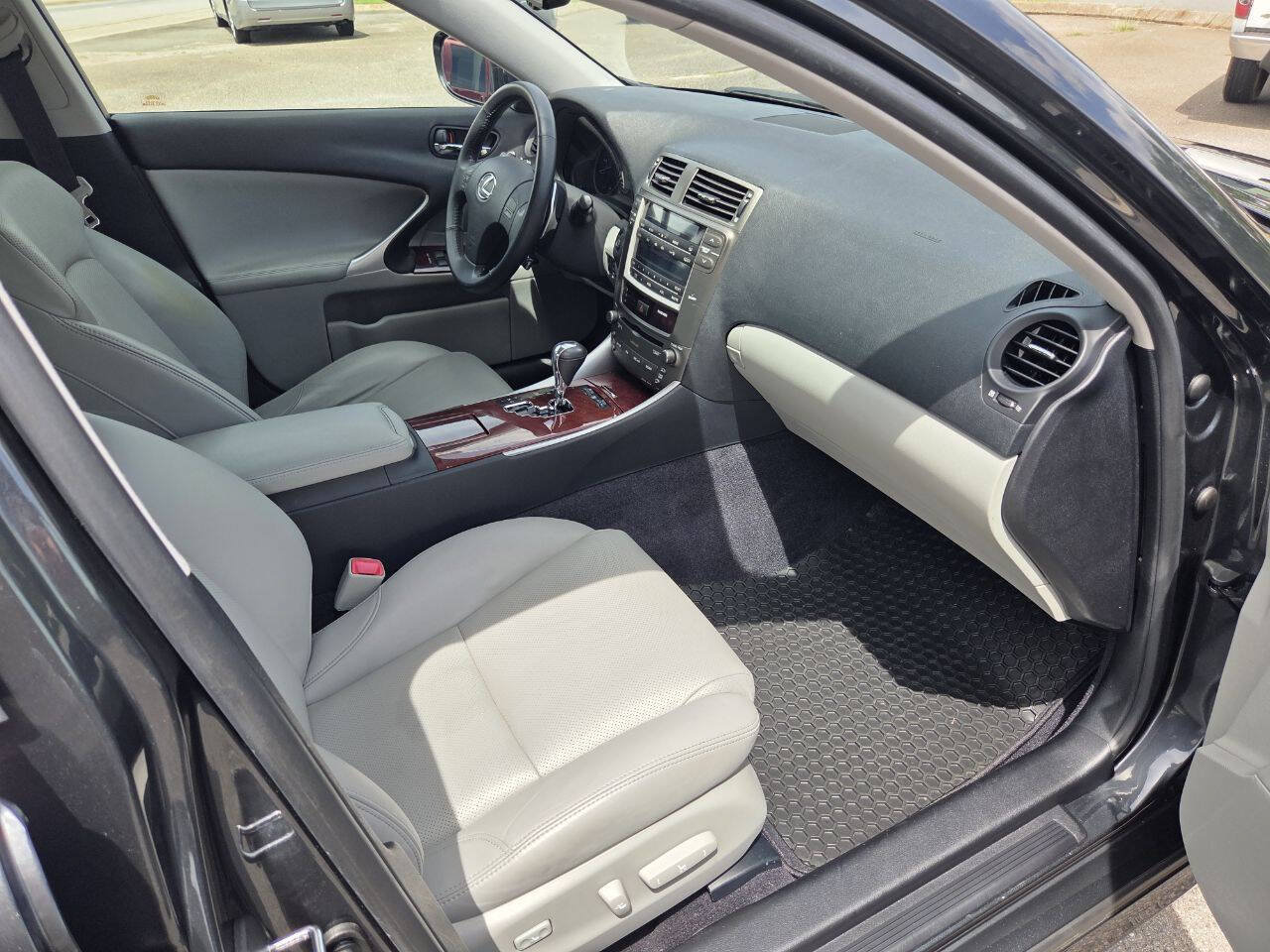 Used 2007 Lexus IS 250 AWD image 10