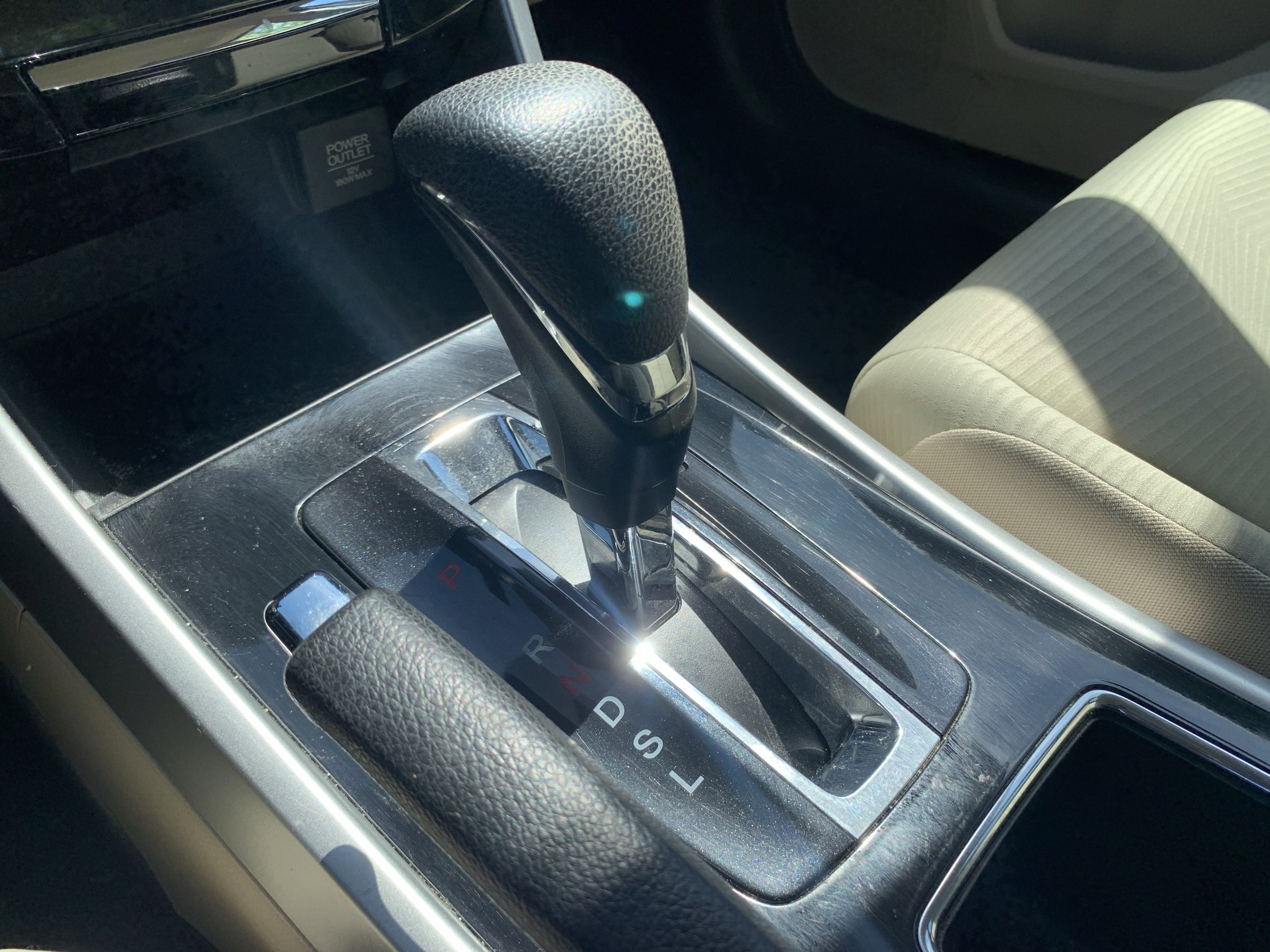 Used 2017 Honda Accord LX image 25