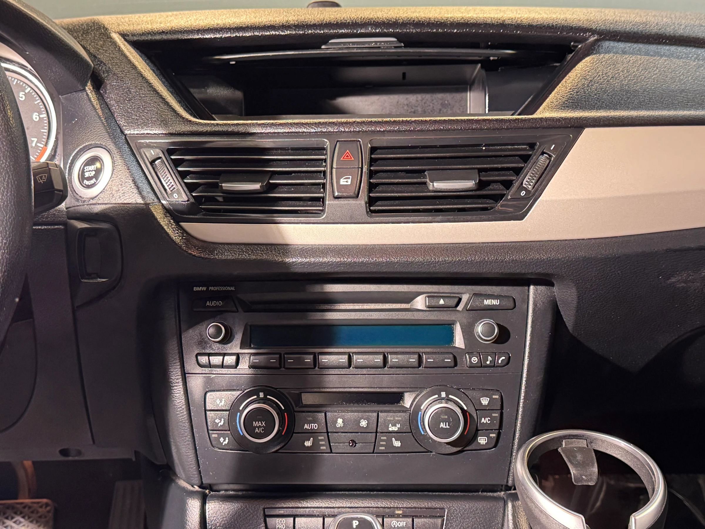 Used 2015 BMW X1 sDrive28i image 15