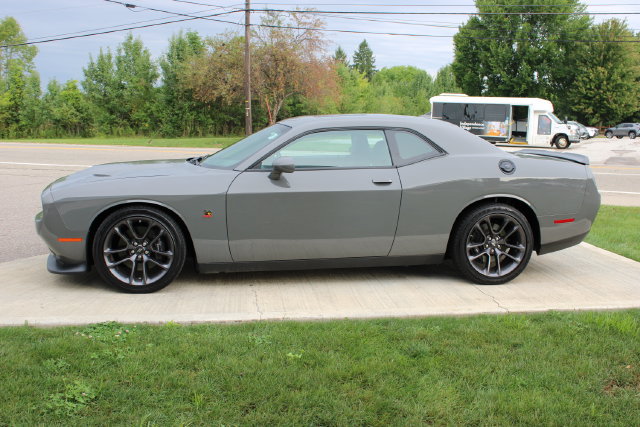 Used 2023 Dodge Challenger R/T Scat Pack w/ Plus Package RWD image 30