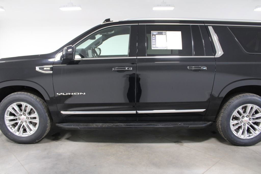 Used 2023 GMC Yukon XL SLT image 6