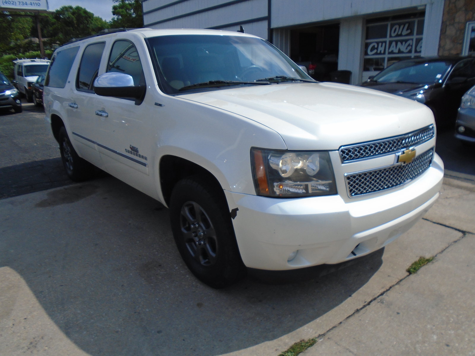 Used 2013 Chevrolet Suburban LTZ AWD/4WD image 8
