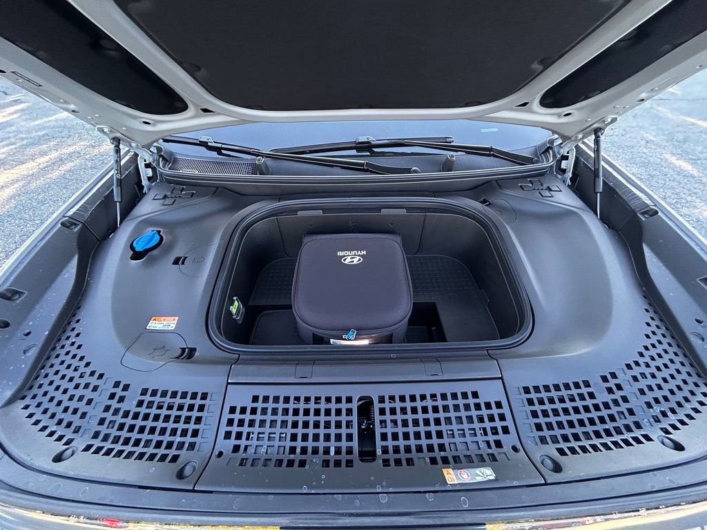 New 2026 Hyundai Ioniq 9 SE image 11