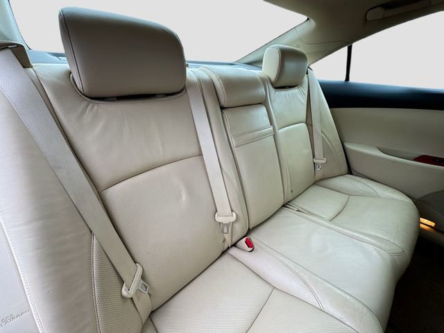 Used 2011 Lexus ES 350 image 26
