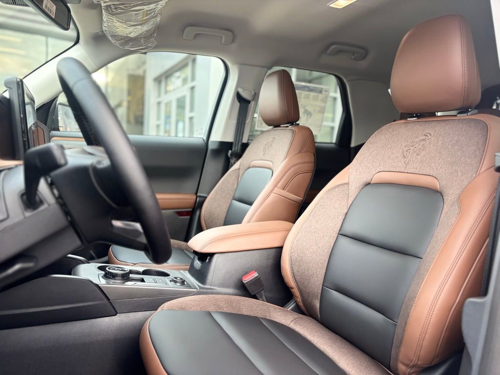 New 2025 Ford Bronco Sport Outer Banks image 16