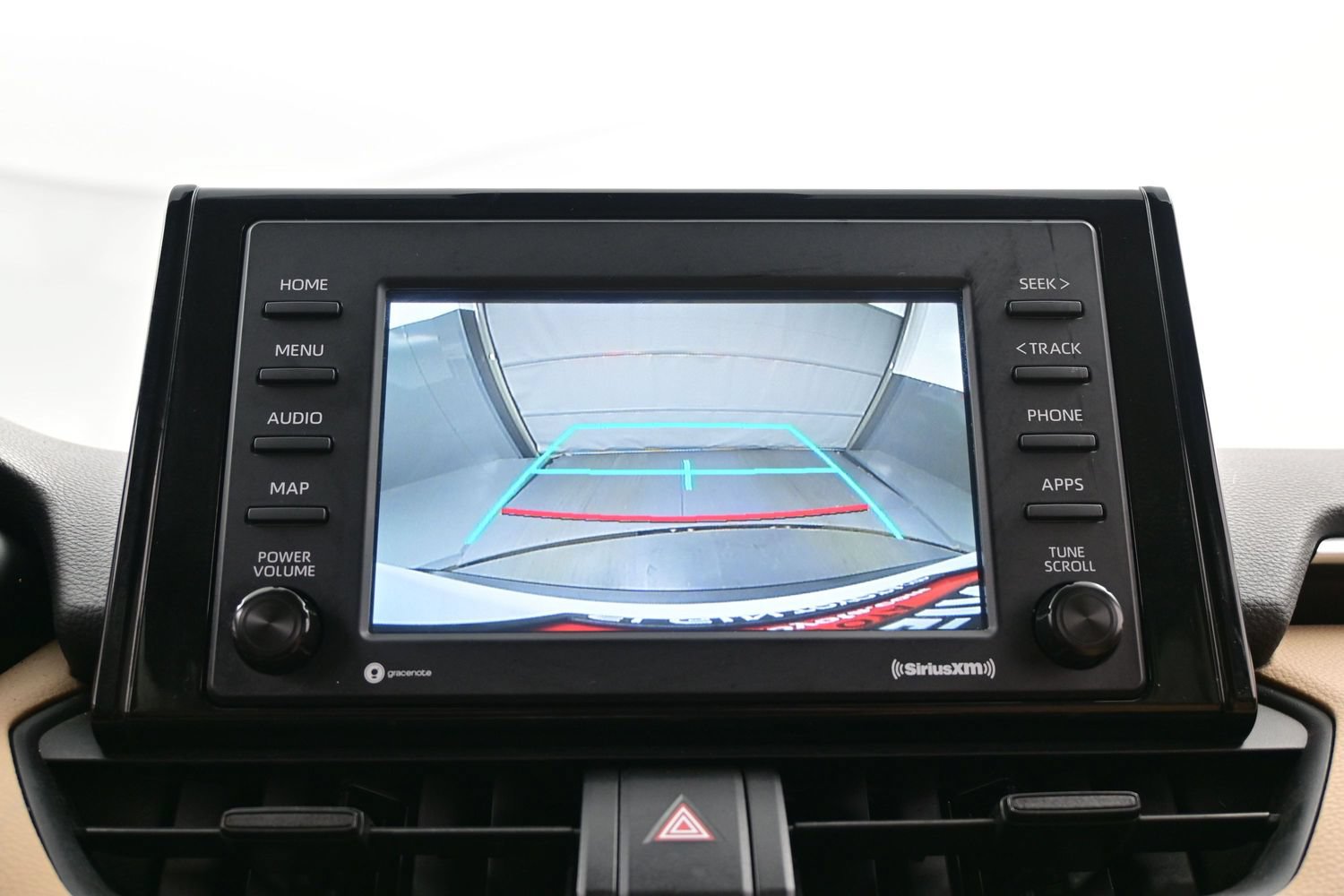 Used 2021 Toyota RAV4 XLE AWD/4WD image 17