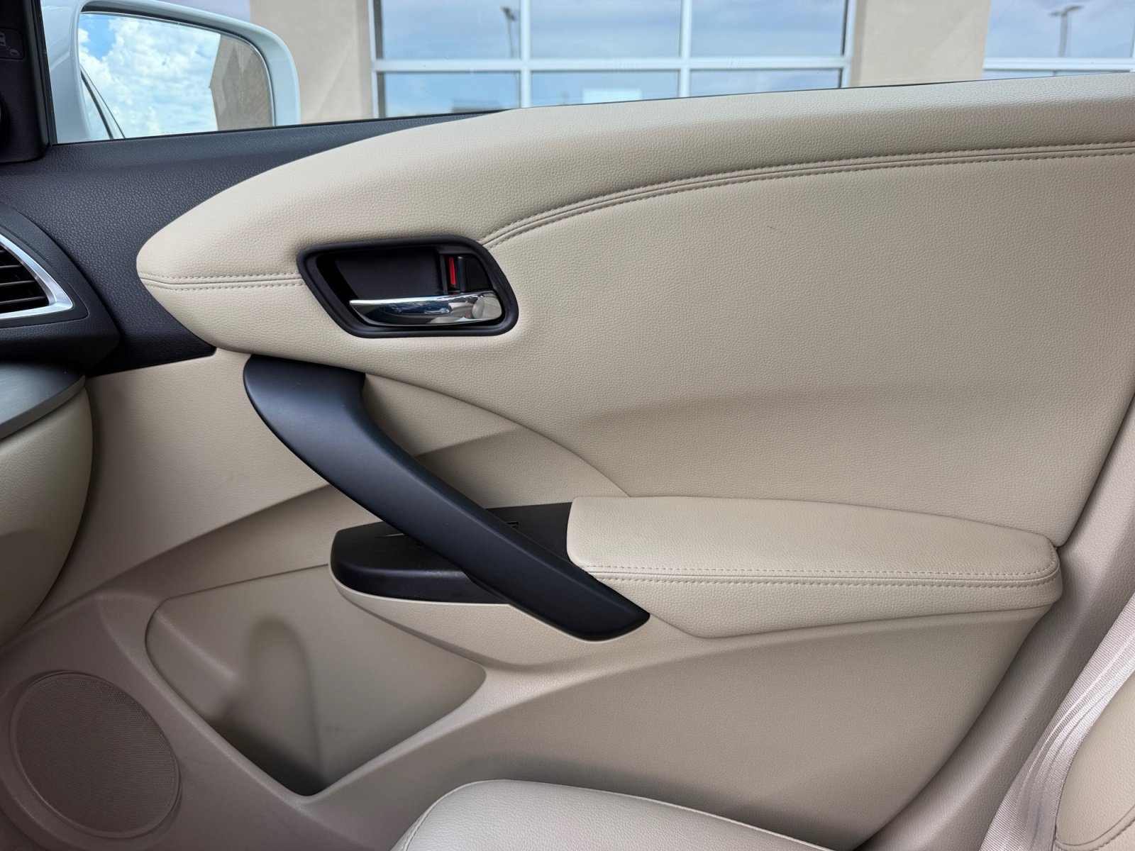Used 2017 Acura RDX w/ Advance Package FWD image 16