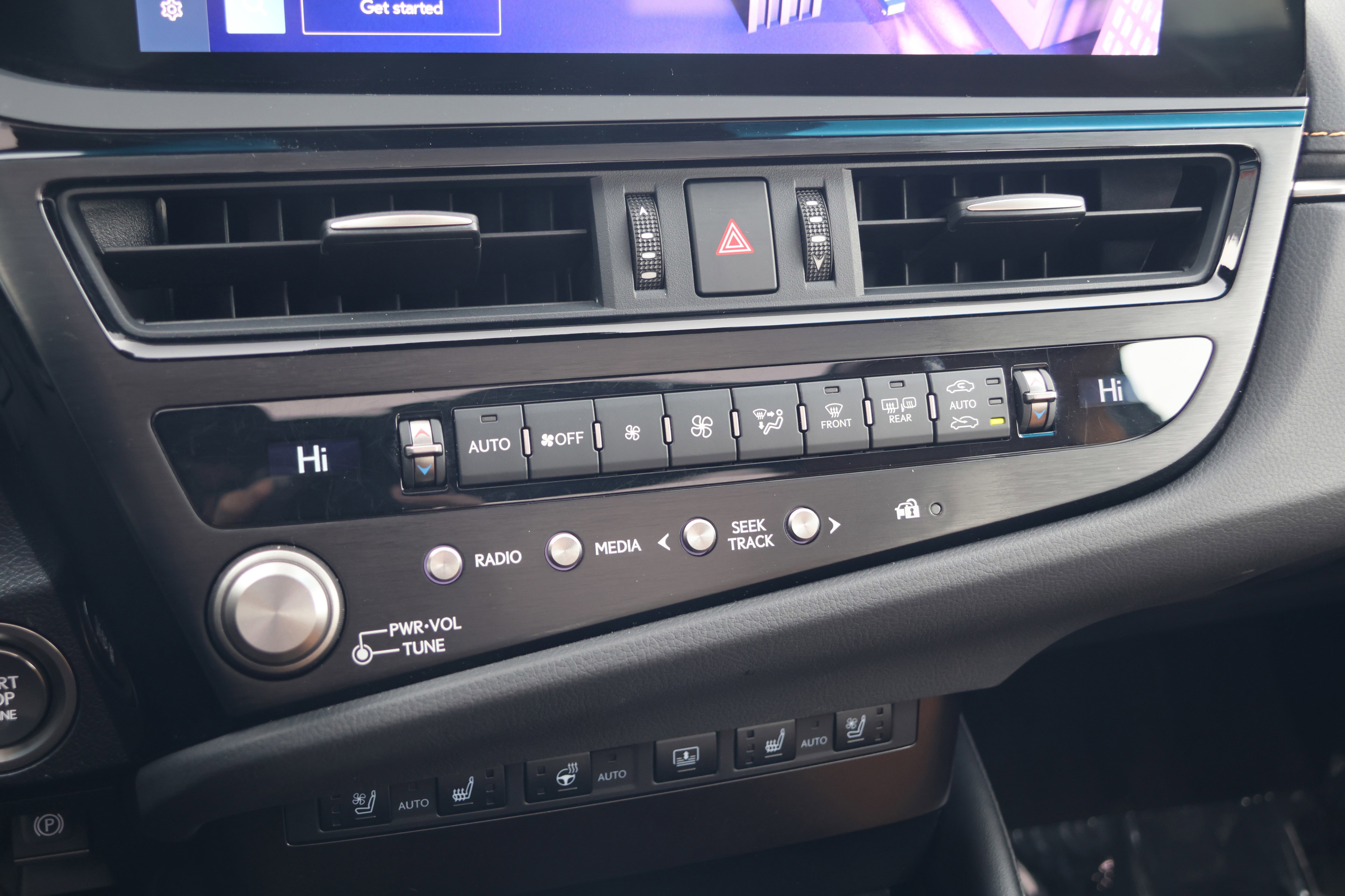 Certified 2024 Lexus ES 350 Ultra Luxury image 26