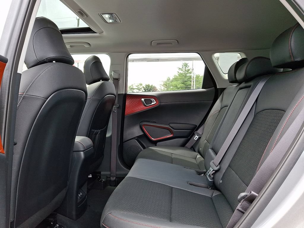 Used 2025 Kia Soul GT-Line FWD image 13