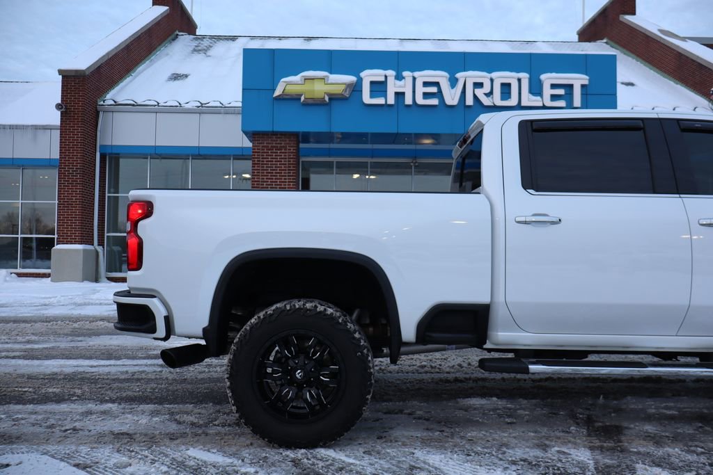 Used 2021 Chevrolet Silverado 2500 High Country w/ Technology Package image 43