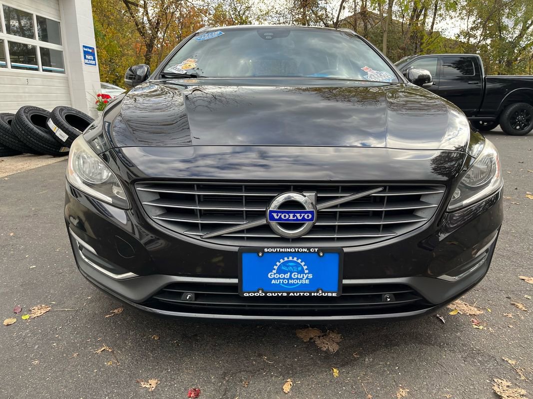 Used 2015 Volvo V60 T5 Platinum image 27