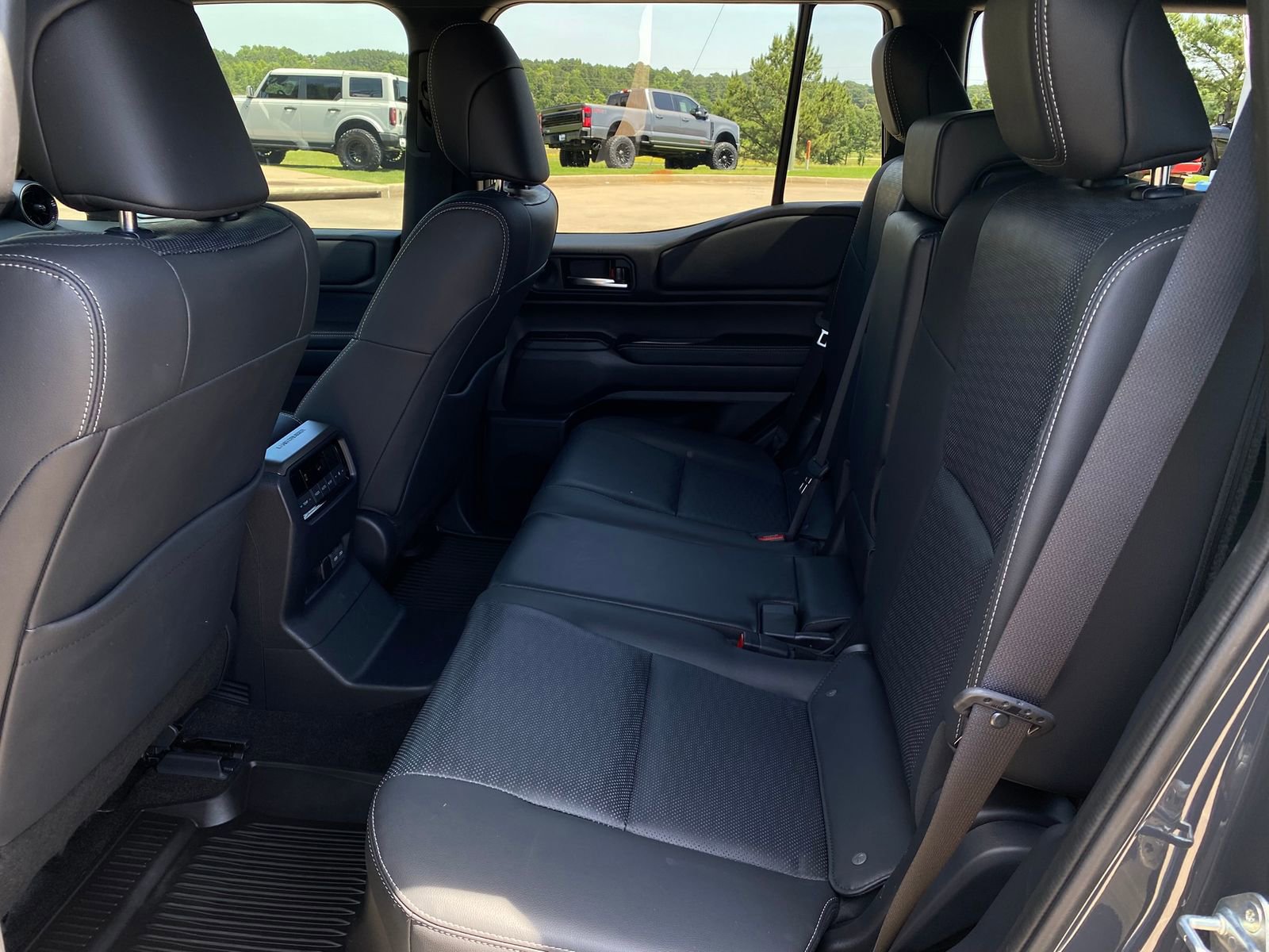 Used 2025 Toyota Land Cruiser w/ Premium Package AWD/4WD image 32
