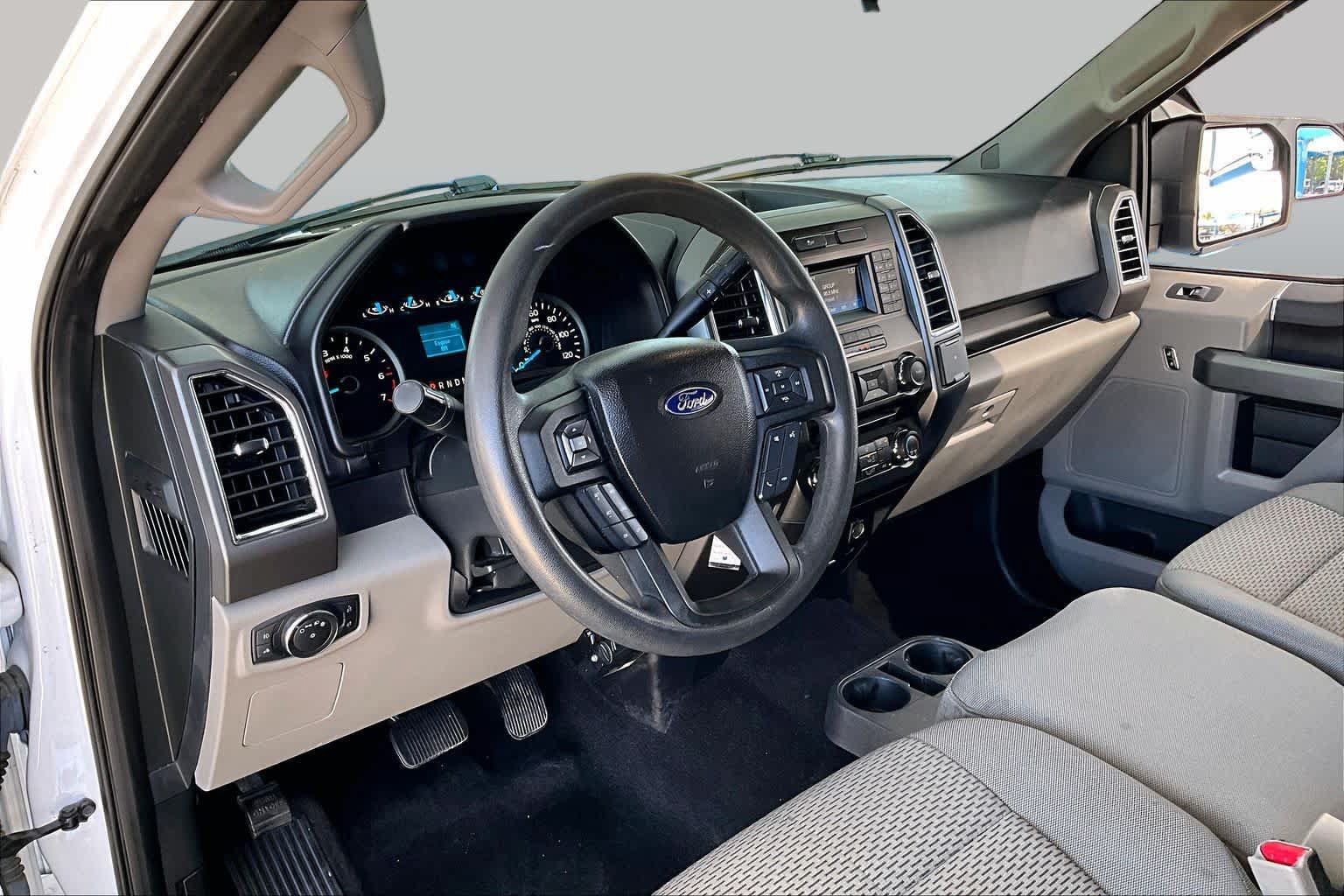 Used 2016 Ford F150 XLT AWD/4WD image 18