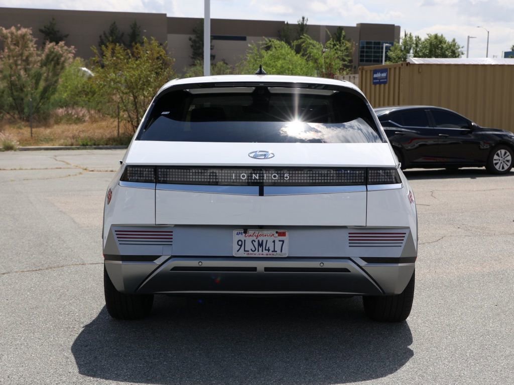 Used 2024 Hyundai Ioniq 5 Limited image 5
