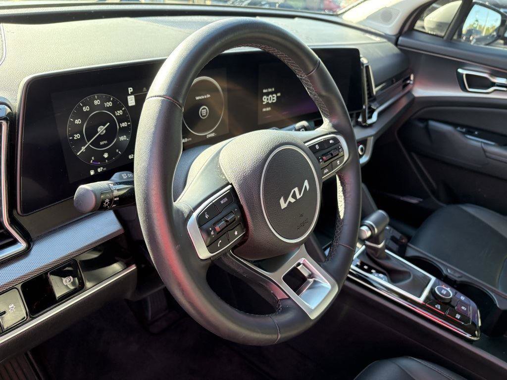 Used 2024 Kia Sportage SX image 10
