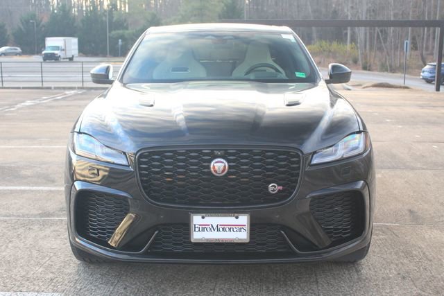 Used 2023 Jaguar F-PACE SVR image 8