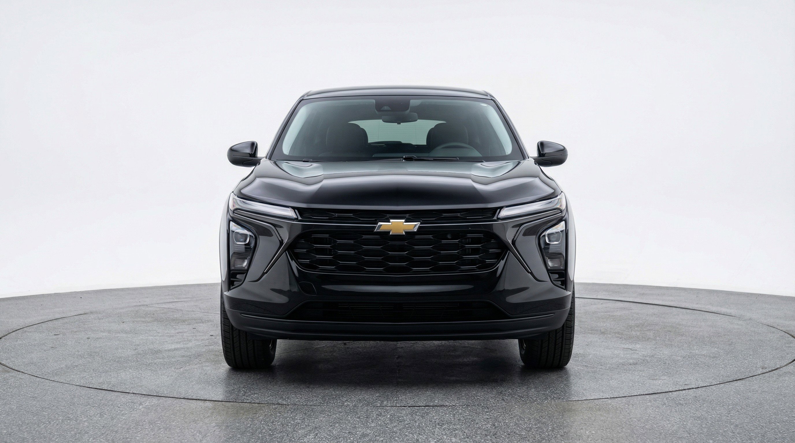 Used 2025 Chevrolet Trax LT w/ LT Convenience Package image 2