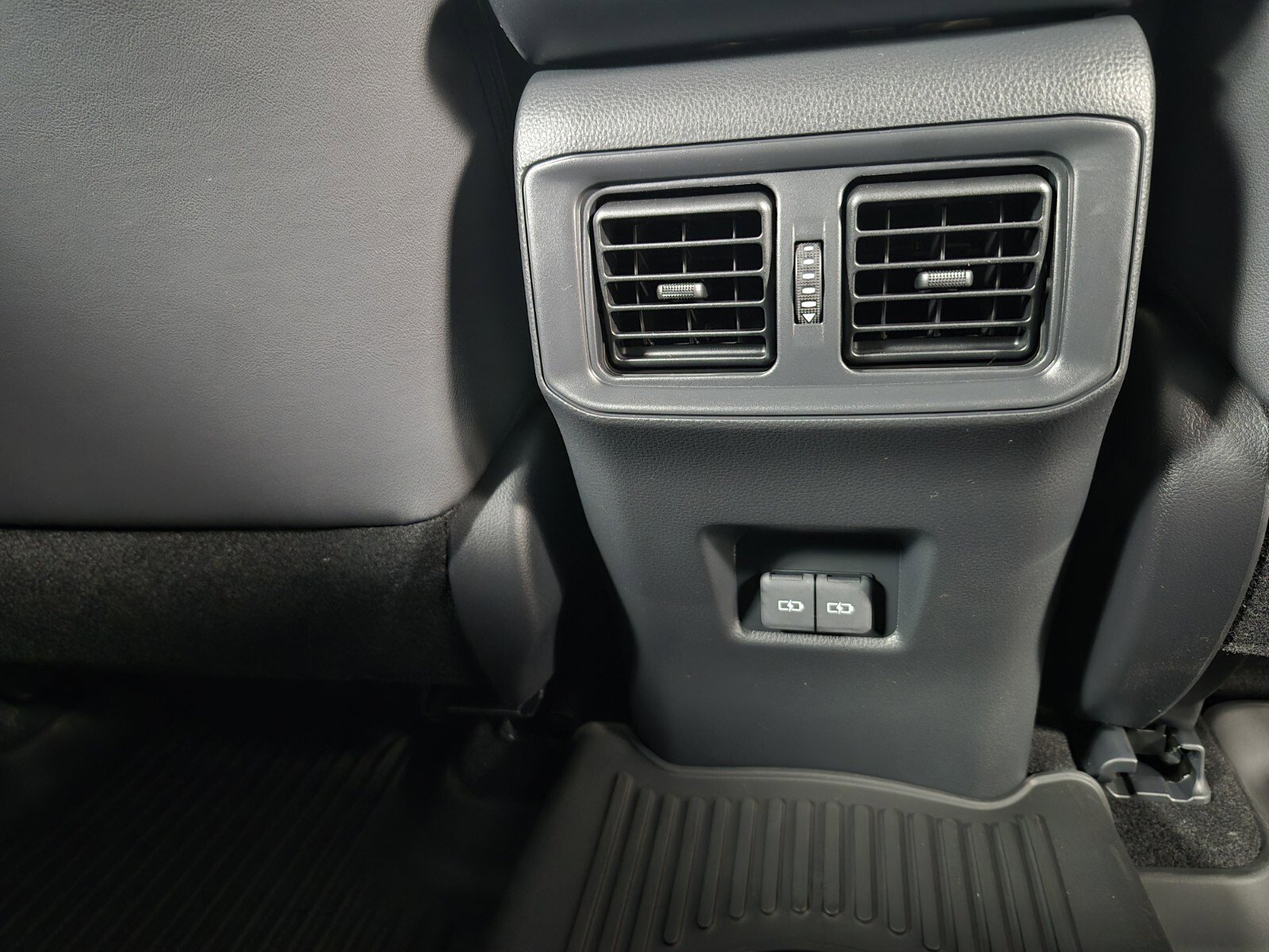 New 2025 Toyota RAV4 XSE image 33