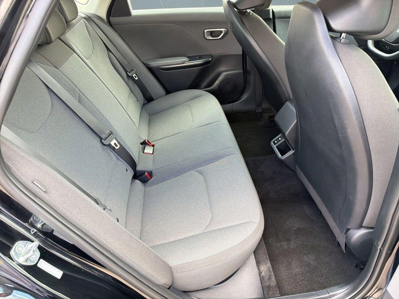 Used 2025 Kia K4 LXS FWD image 28