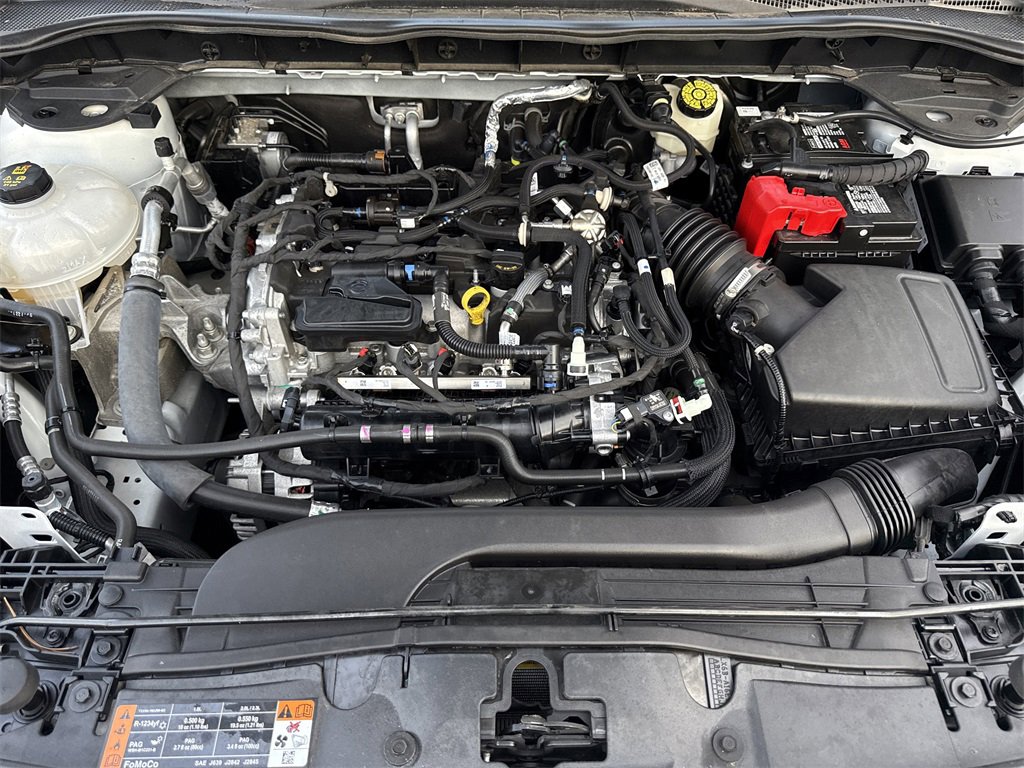 Used 2022 Ford Escape SE w/ SE Sport Appearance Package image 27